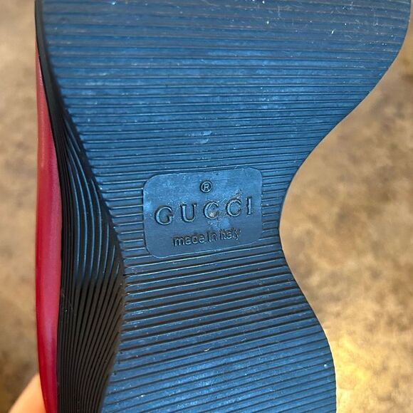 GUCCI size 35 Red Patent Leather Shoes Slides - Picture 9 of 14